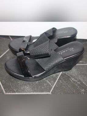 Contesa Black Double Strap Wedge Slide Sandals - Women's Size 7